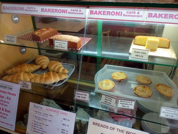 Bakeroni Cafe Taman Desa Review